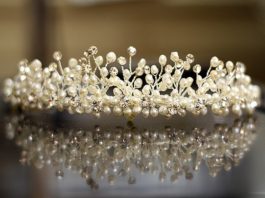 Tiare e spille per le spose 1564 0 Tiare e spille per le spose